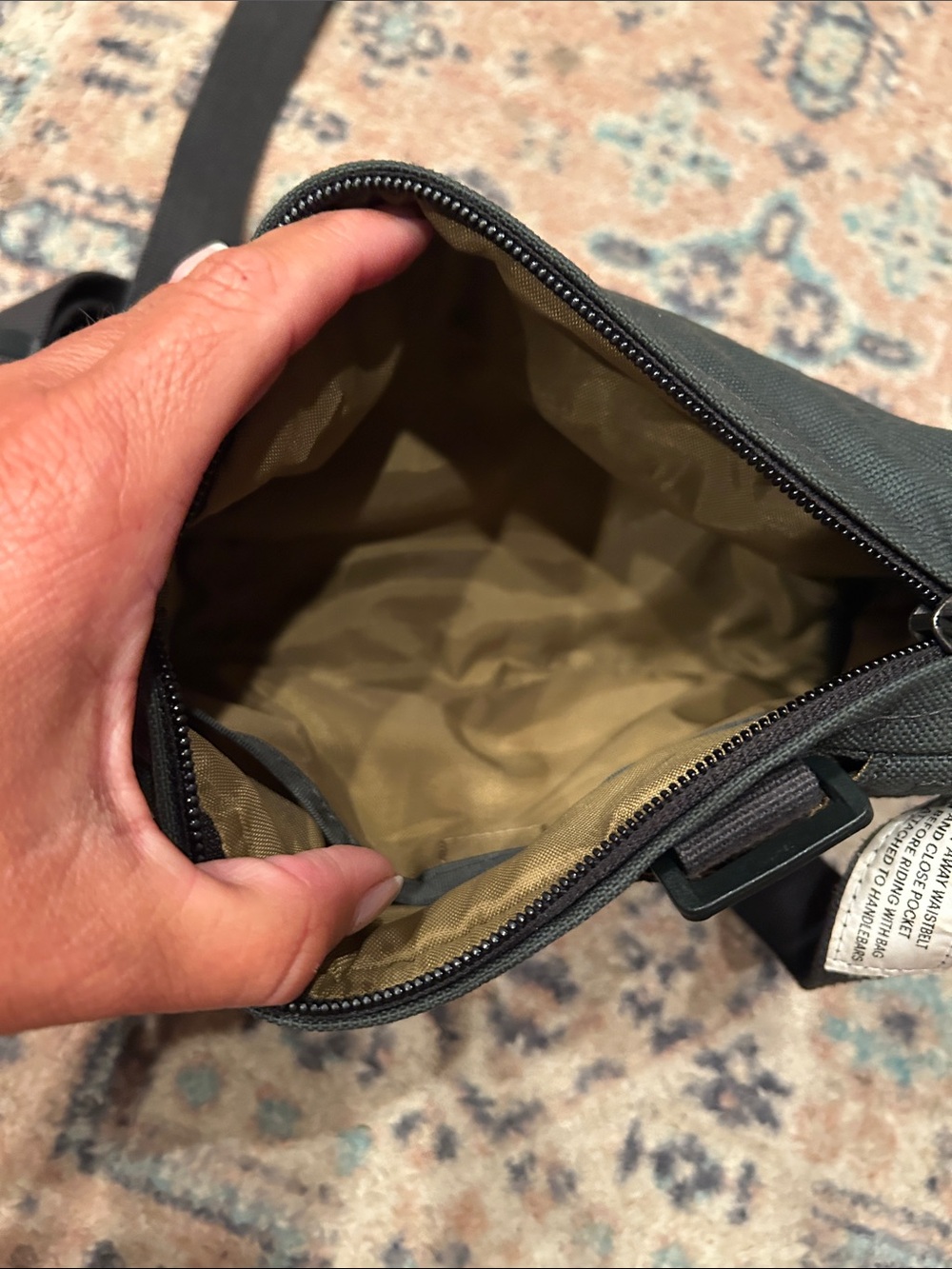 REI COOPERATIVE Green Men's Travel Dopp Kit - Picture 6 of 12